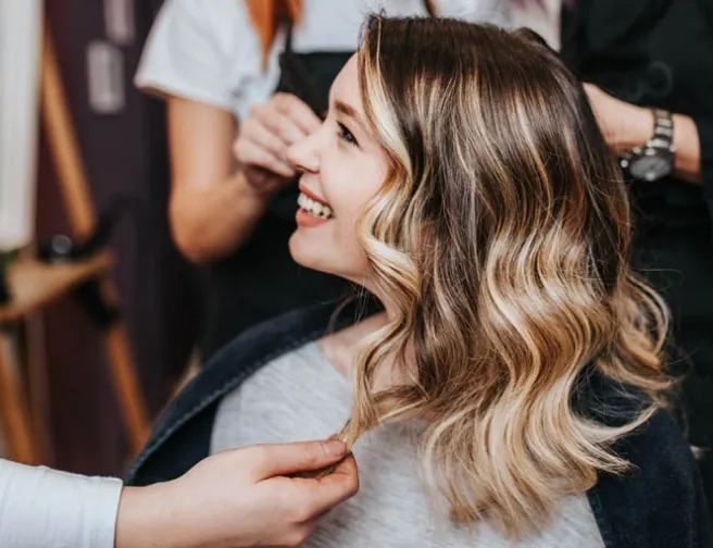 Balayage: Nejpřirozenější metoda zesvětlení vlasů