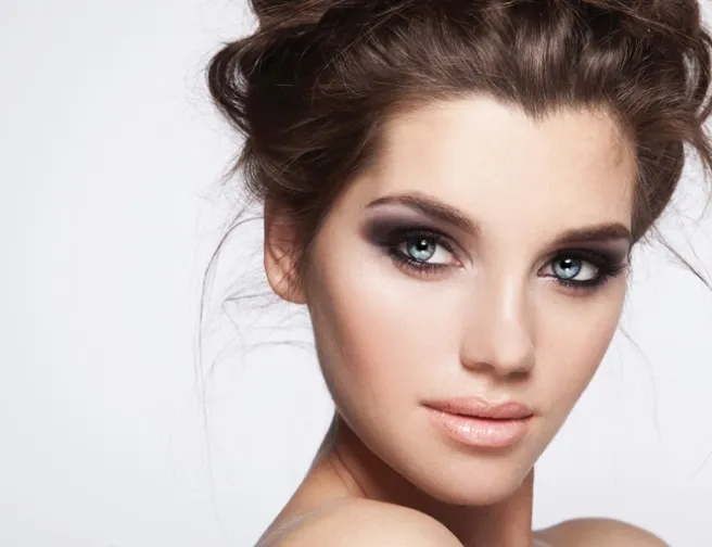 Make-up akademie: Kouřové líčení krok za krokem