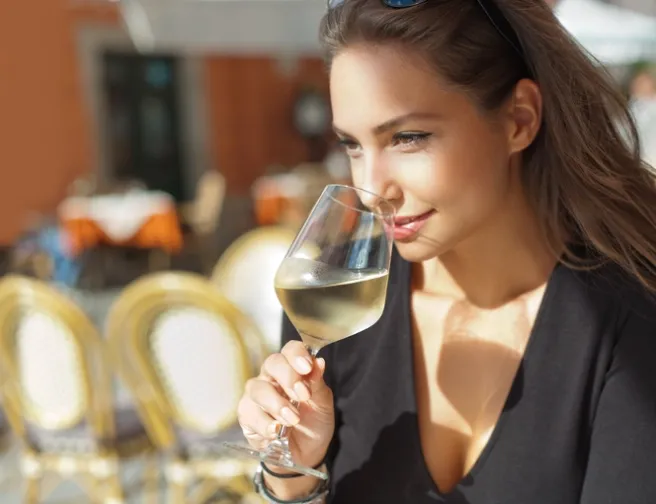 Alkohol & hubnutí: Vše, co jste chtěli vědět