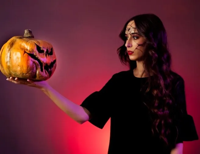 Originální líčení na Halloween i bez čar a kouzel