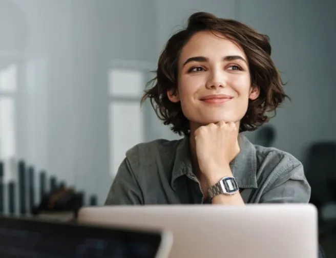 5 nejlepších cviků proti bolesti hlavy či zad: Zkusíte je?