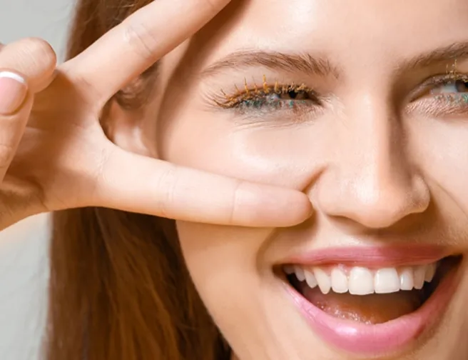 Make-up trend letošní zimy: Artové řasy!
