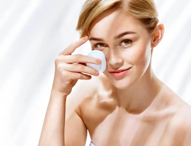 Testujeme: Co nejlépe odstraní voděodolný make-up?