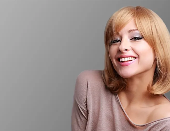 Zaostřeno na ofiny: Nejlepší styling pro hranatý obličej