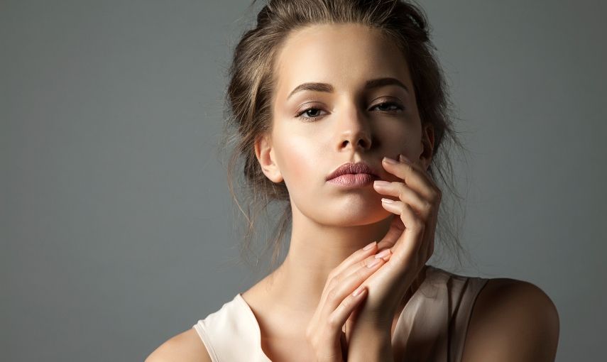 Monochromatický make-up: kouzlo jediné barvy hlavní banner