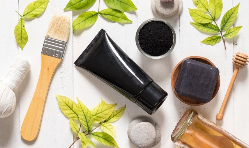 Skincare průvodce: Aktivní uhlí hlavní banner