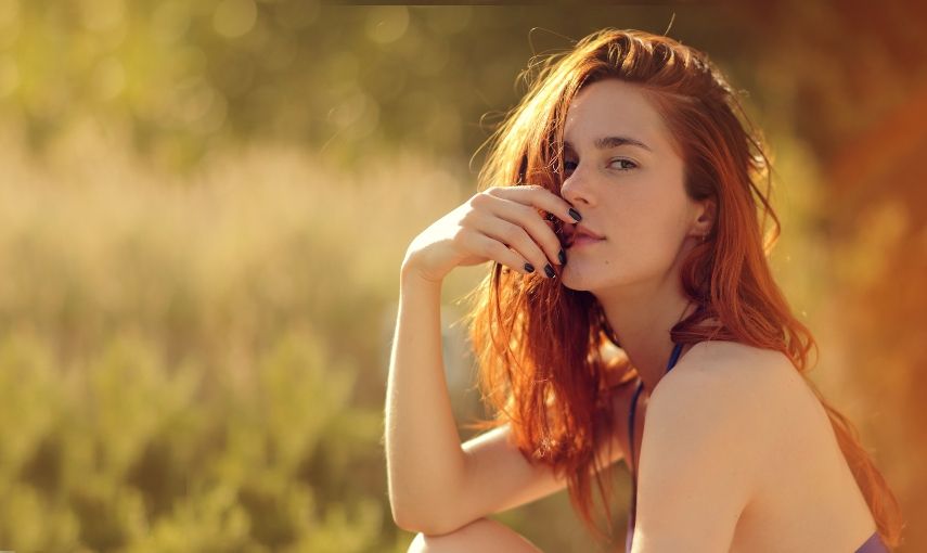 Jak pečovat o vlasy barvené henou hlavní banner