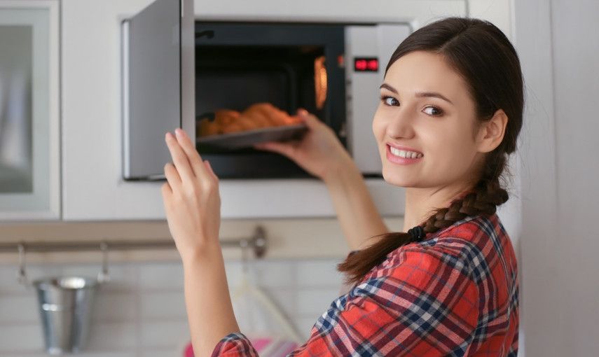 Znáte potraviny, které neohřívat v mikrovlnce? hlavní banner