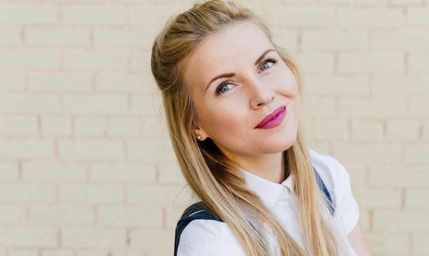 Trápí vás odstávající uši? Chytré tipy, jak je schovat hlavní banner