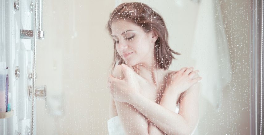8 chyb při sprchování, které ničí vaši krásu hlavní banner