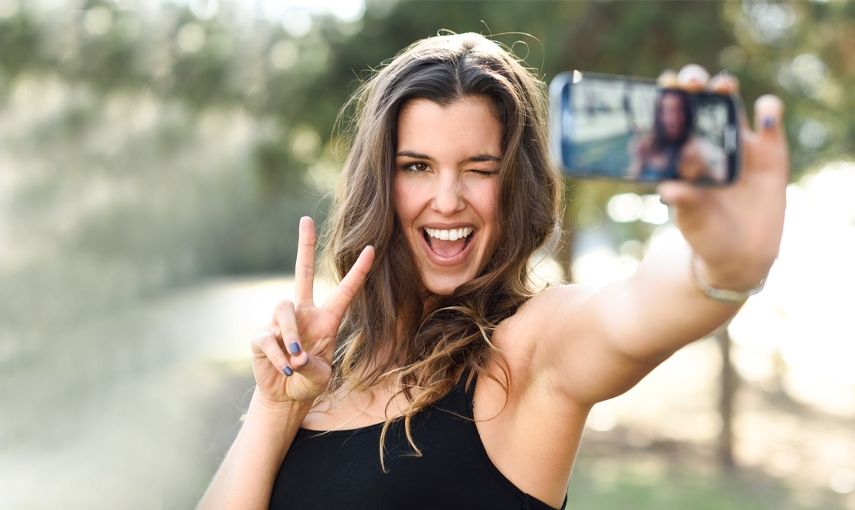 Instabeauty: 5 tipů, jak vypadat na selfie lépe hlavní banner