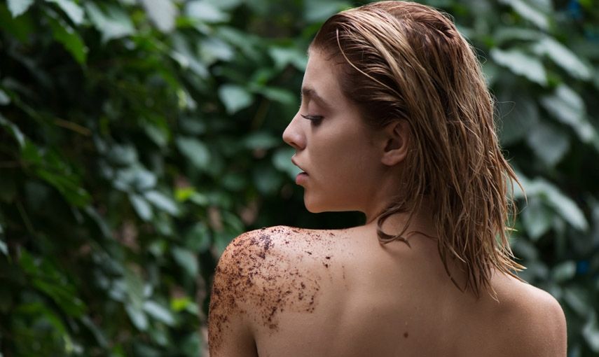 Pomůže peeling udržet opálení?  hlavní banner
