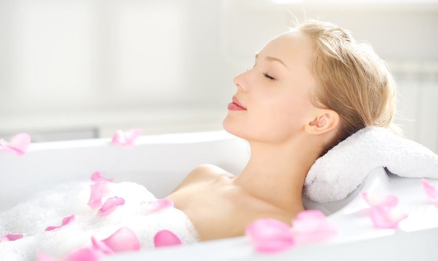 Relax ve vaně: uklidněte mysl a podpořte své zdraví hlavní banner
